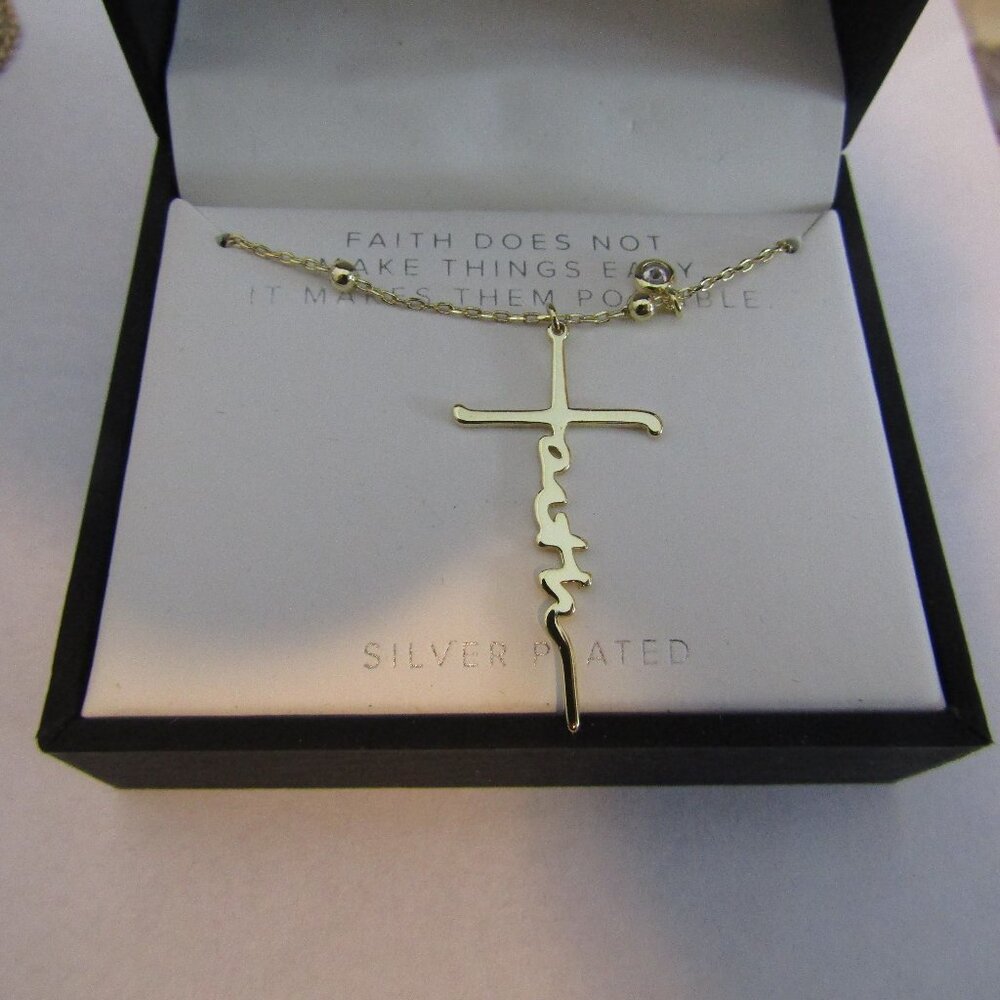 NIB BELK SILVERWORKS Silver Plated FAITH CROSS 1.5" on chain